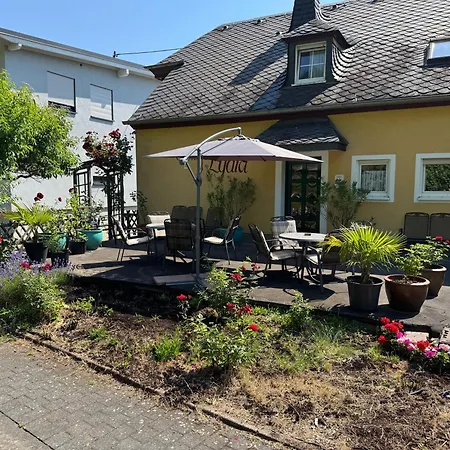 Apartment Klosterlay - Wohnen Mit Charakter Und Charme Ensch
